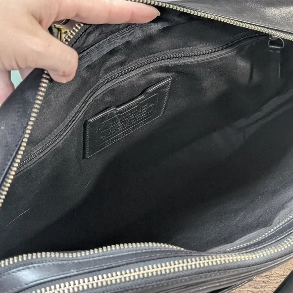 Coach Black Leather Men's Bag - Picture 10 of 15